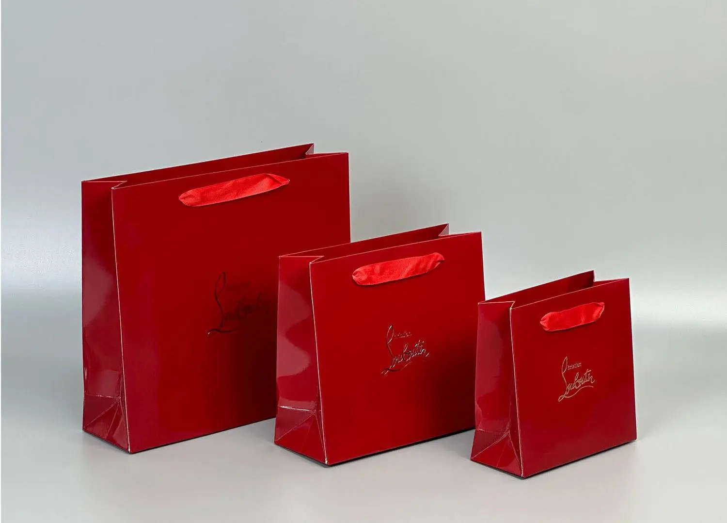 RED GIFT SHOPPING BAGS (4)